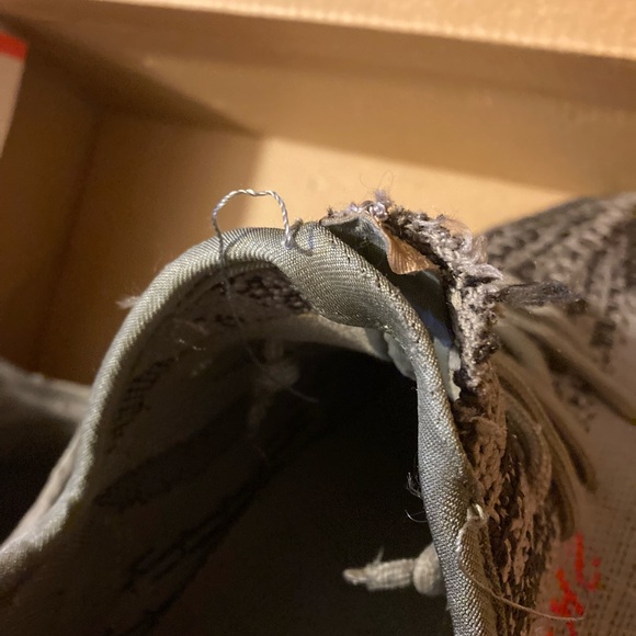 Men’s sneakers - 8.5 - Picture 3 of 5